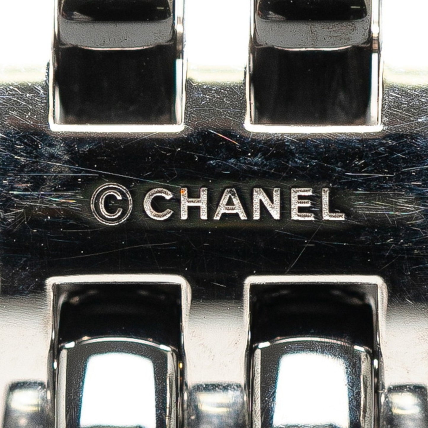 210552513.jpg