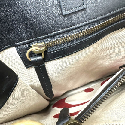 212856290.jpg