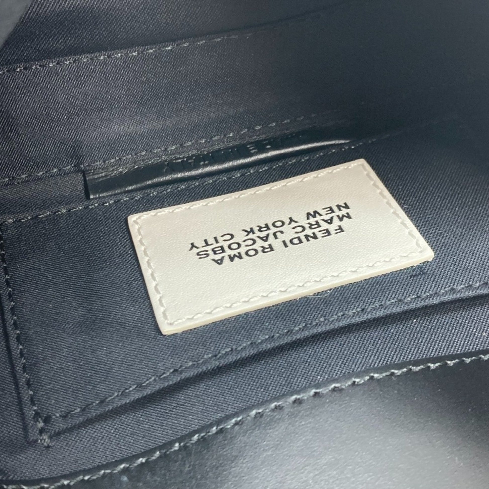 212861212.jpg