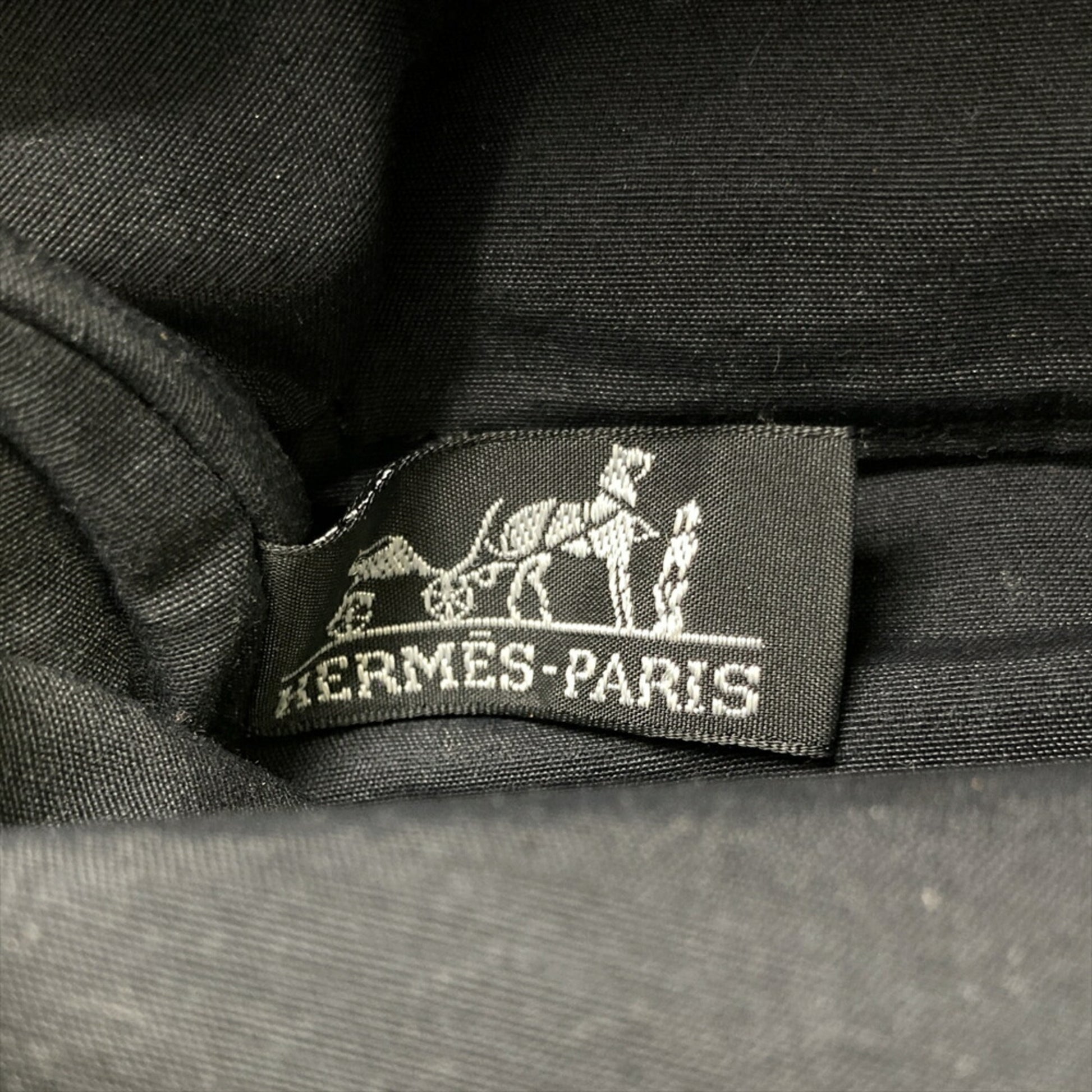 221286526.jpg