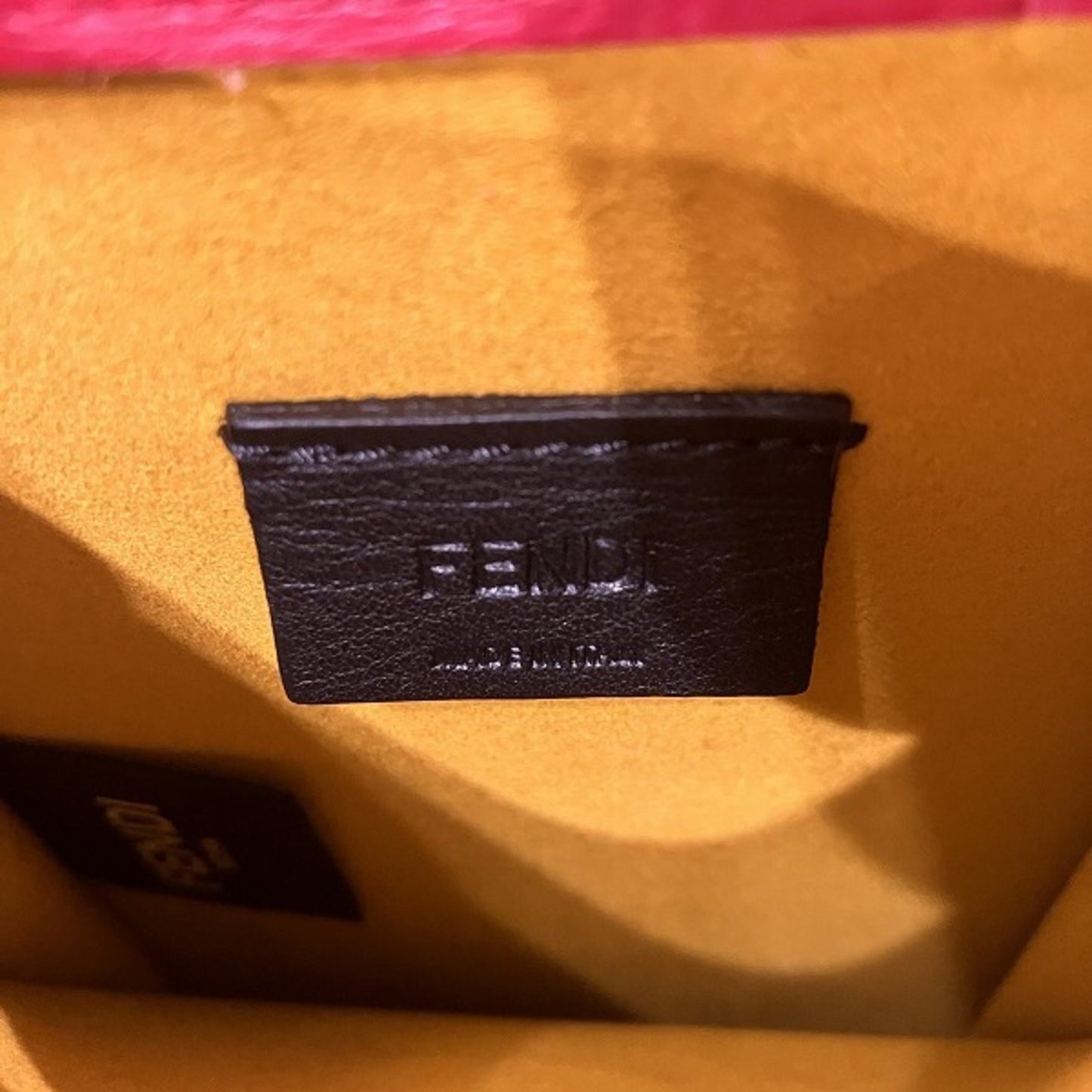 221297827.jpg