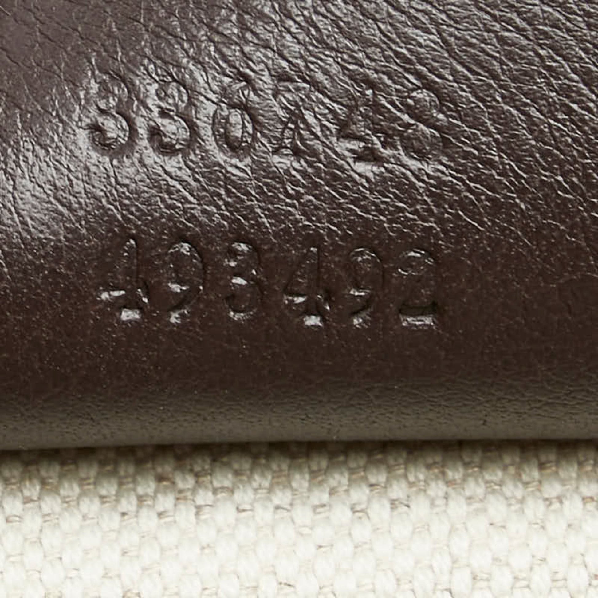 221590911.jpg