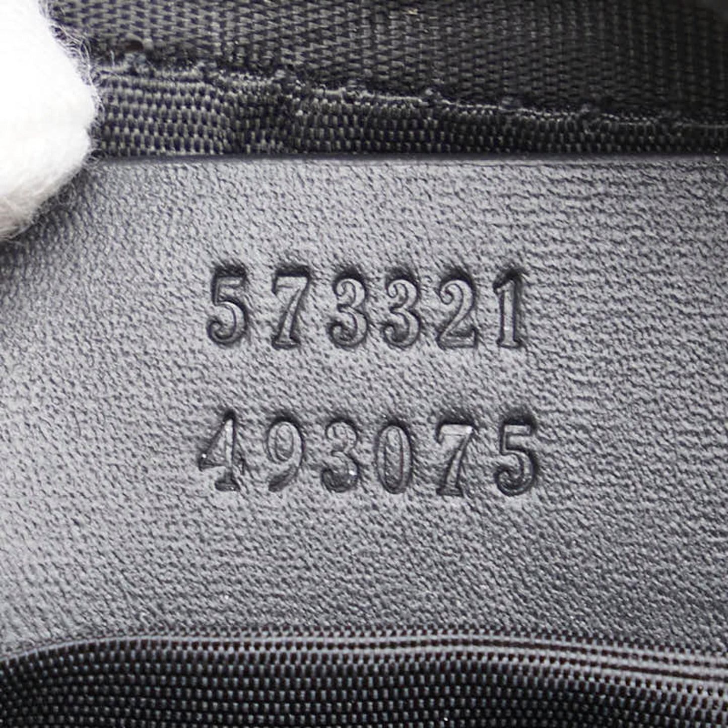 221592699.jpg