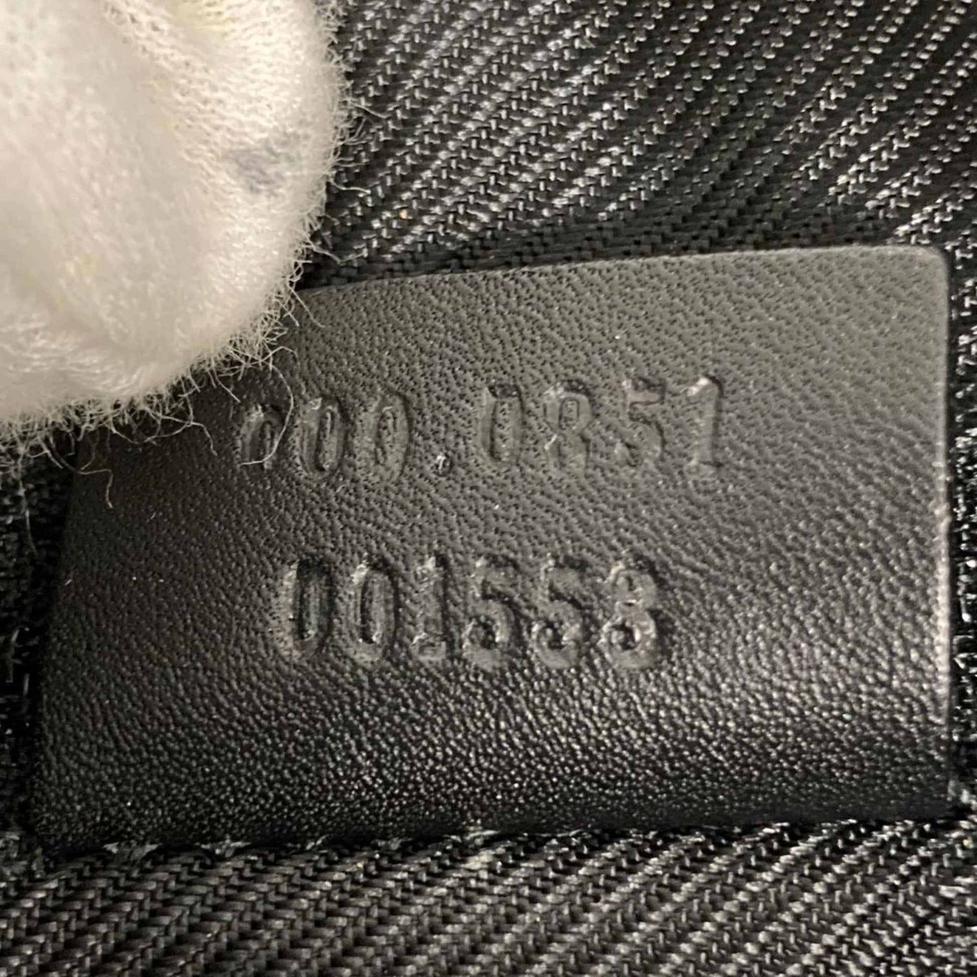 221593800.jpg