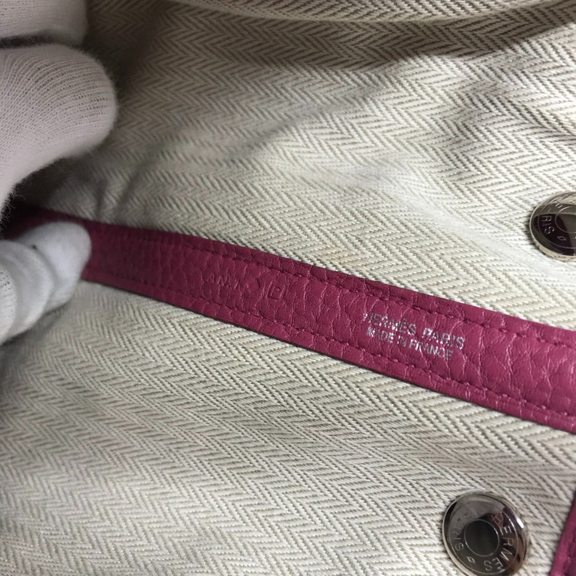 221866114.jpg