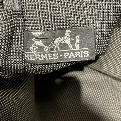 221866275.jpg
