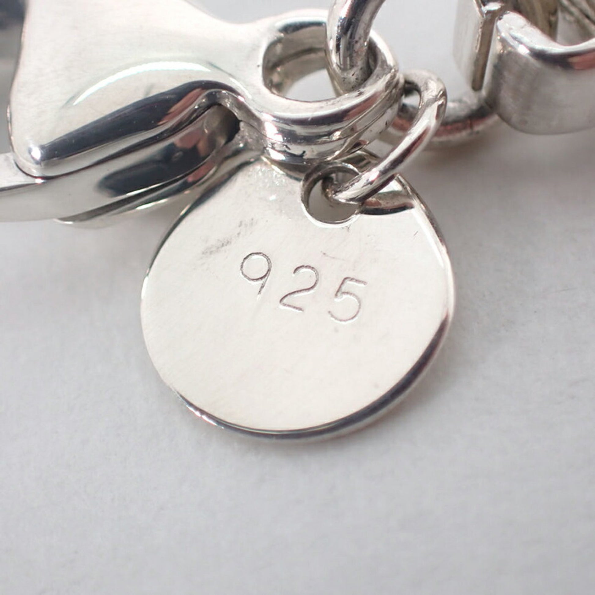 223269903.jpg