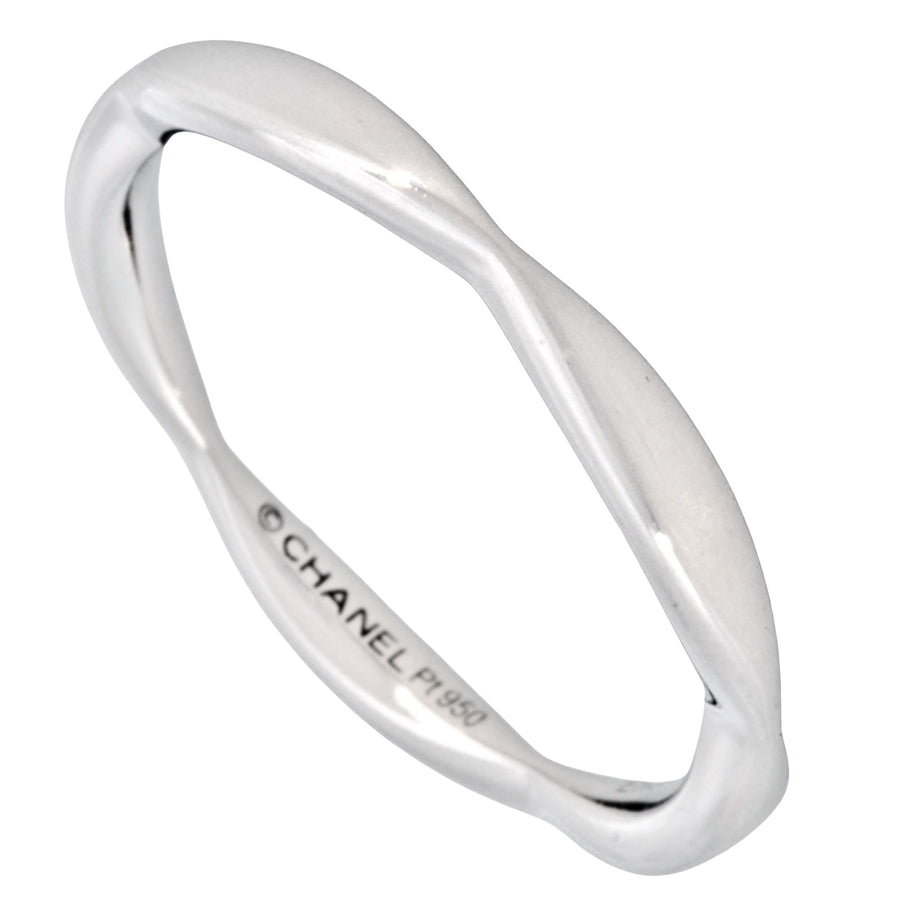 Chanel Twisted Platinum Ring P1950