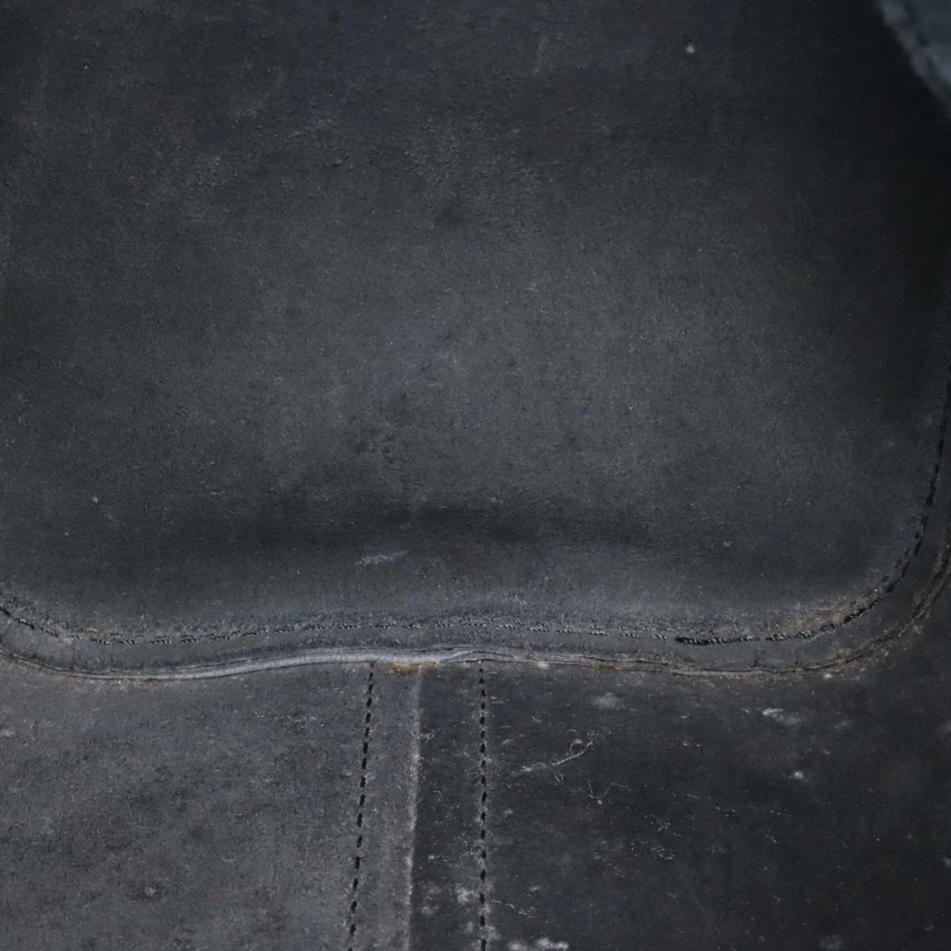 229442653.jpg