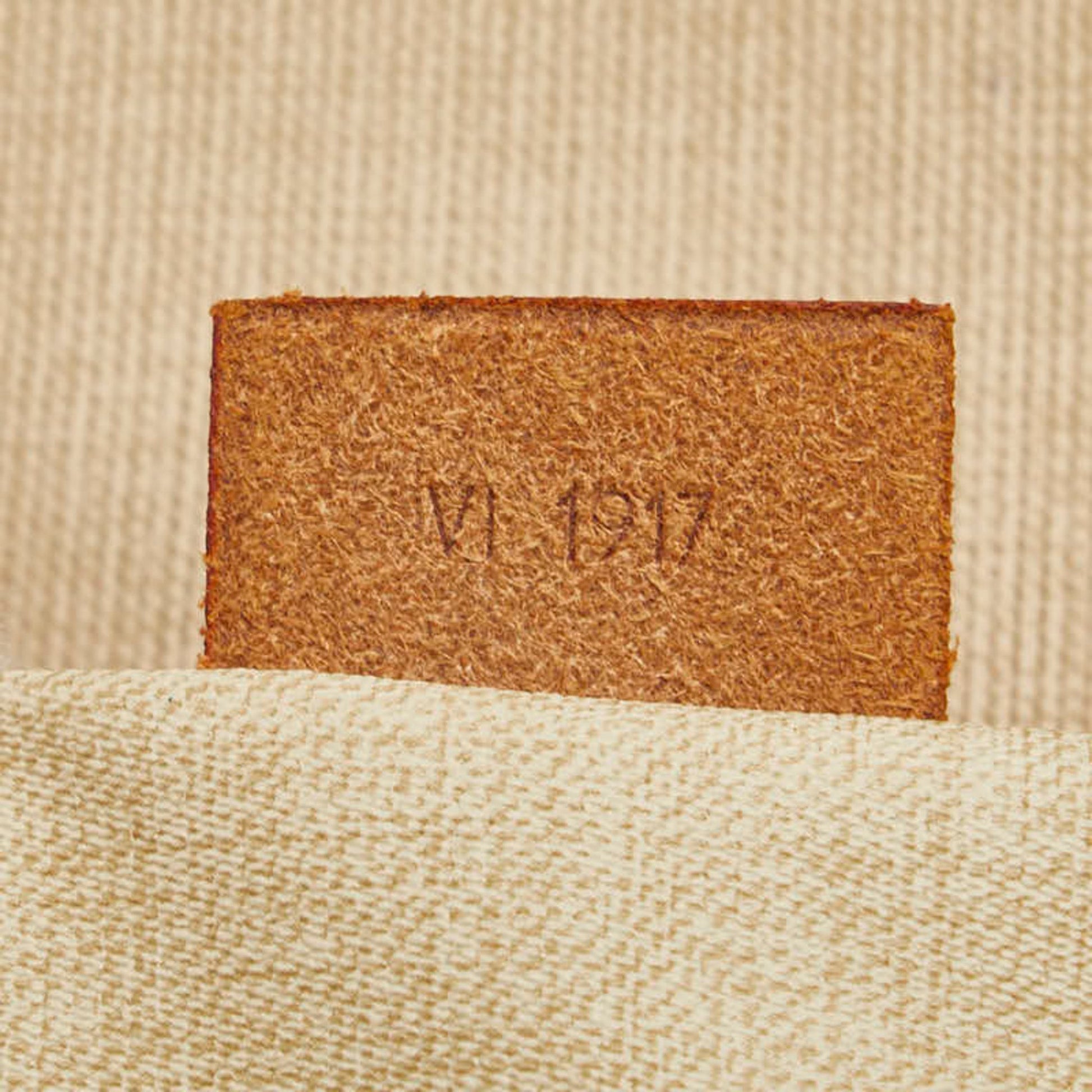 229444460.jpg