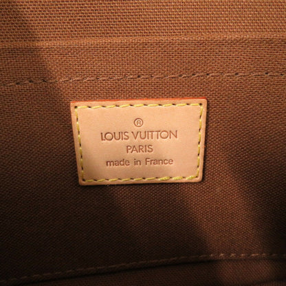 229445546.jpg