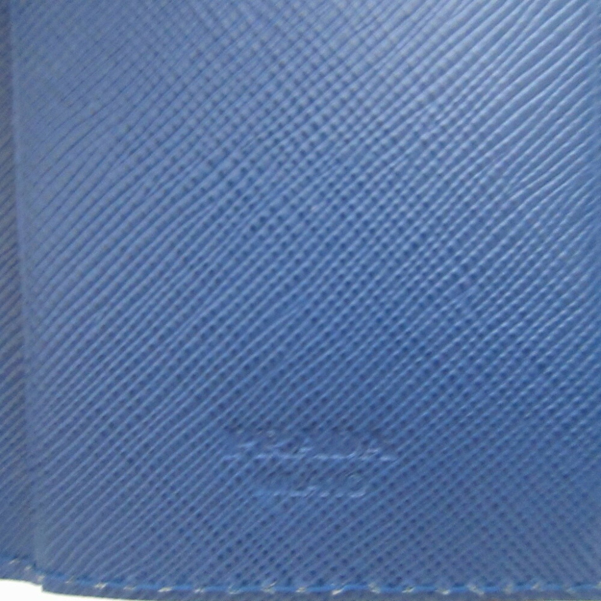 229446010.jpg