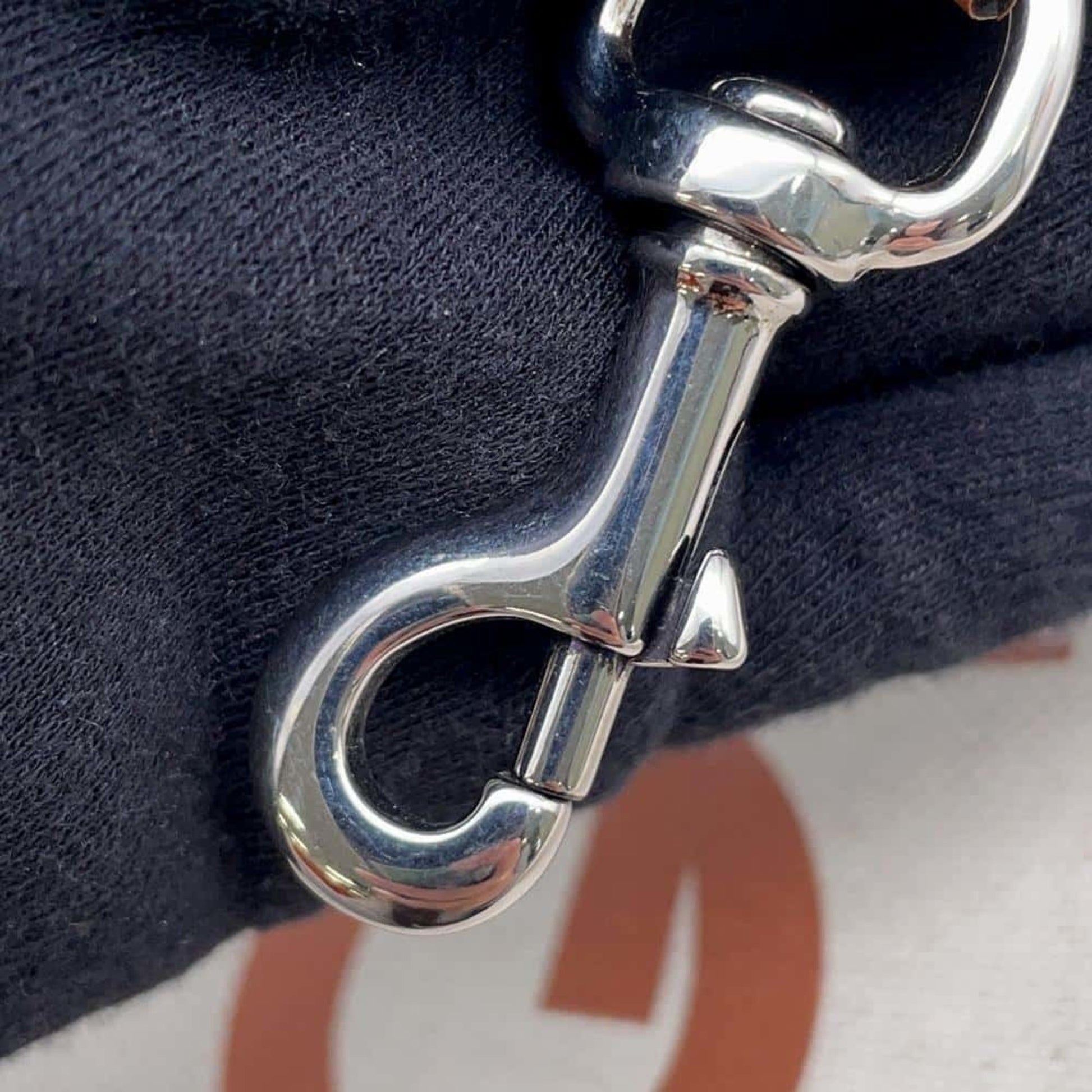 229447301.jpg