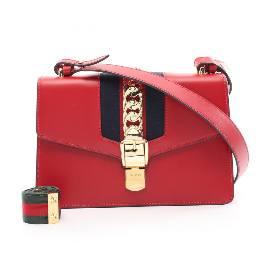 Gucci ChainDetailed Leather Shoulder Bag
