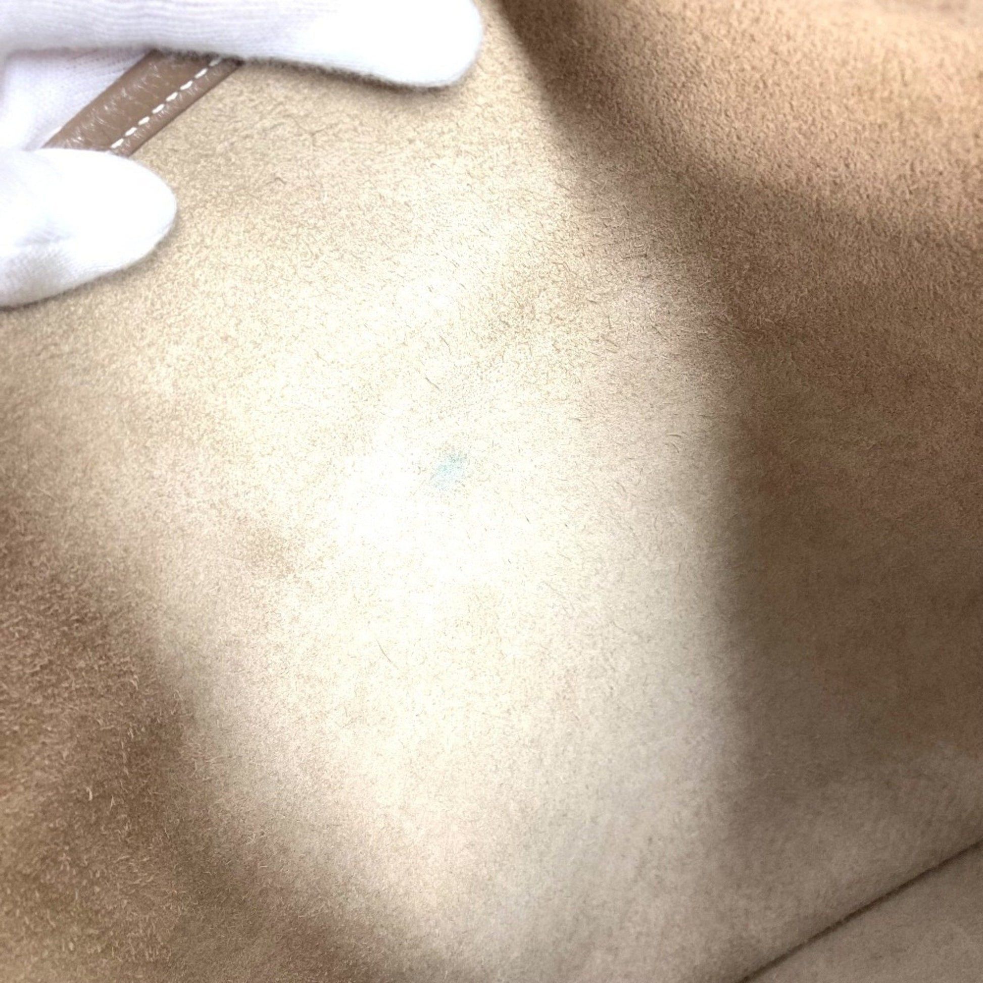 229454429.jpg