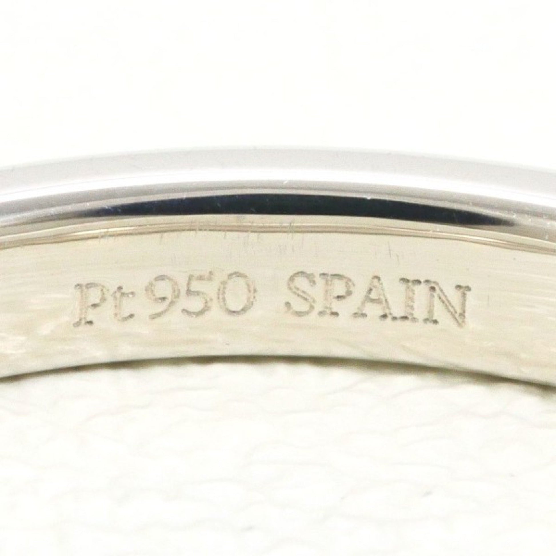 229456985.jpg