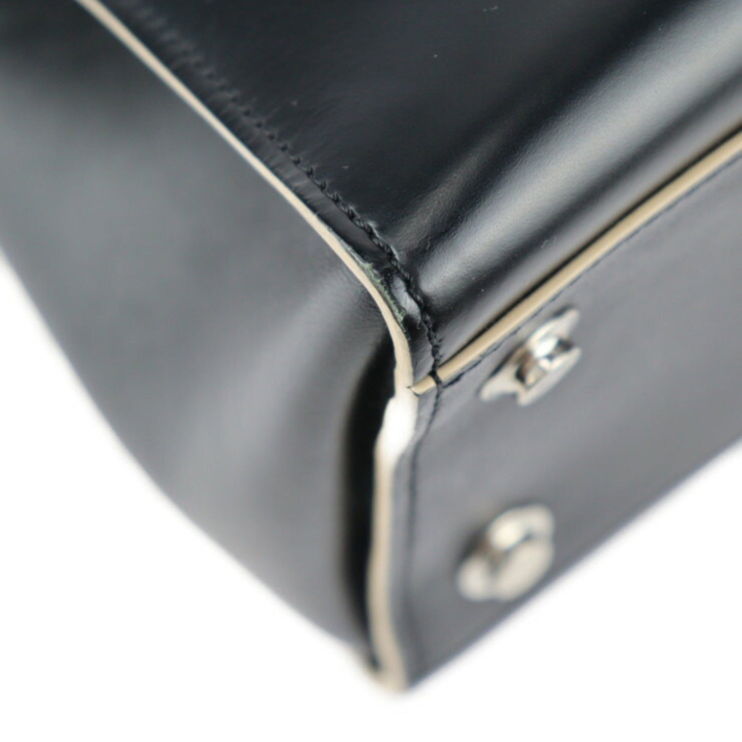 Louis Vuitton Black Leather Steamer