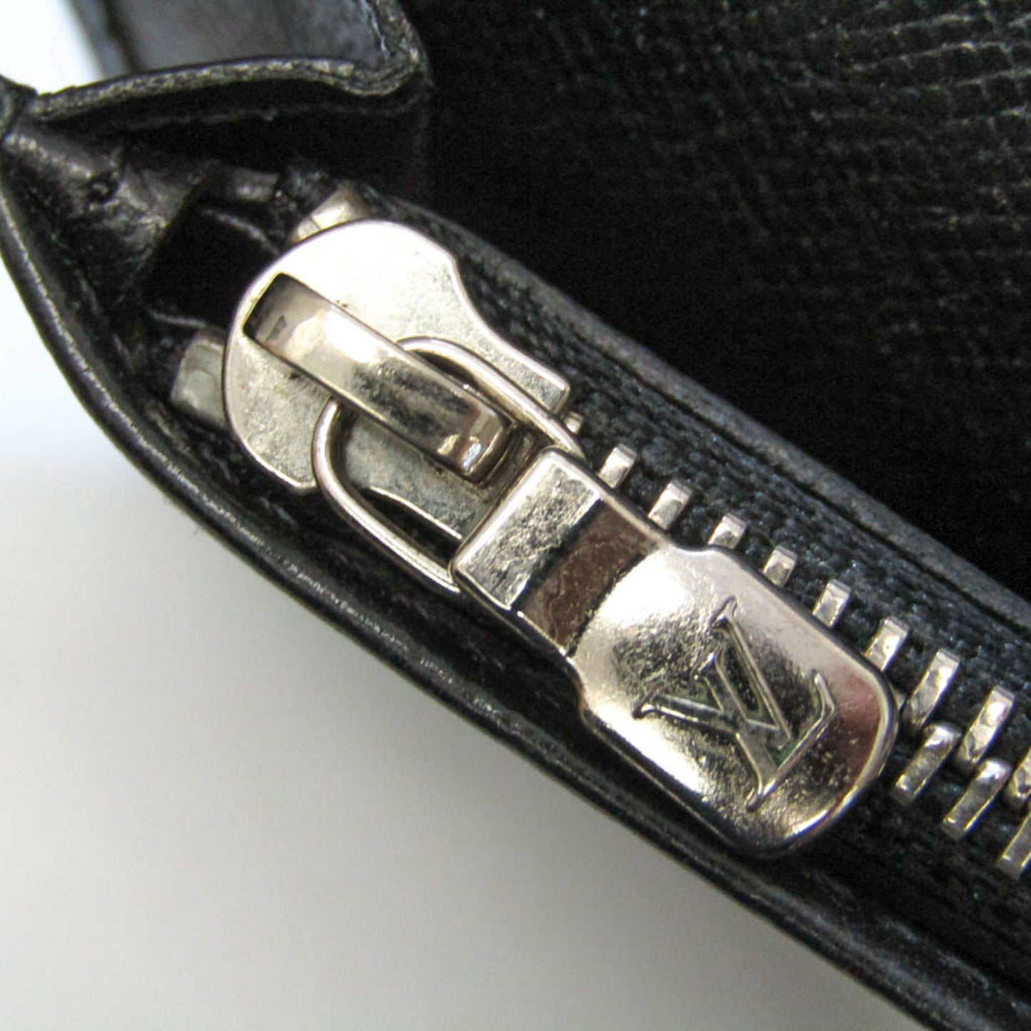 Louis Vuitton Black Leather Brazza