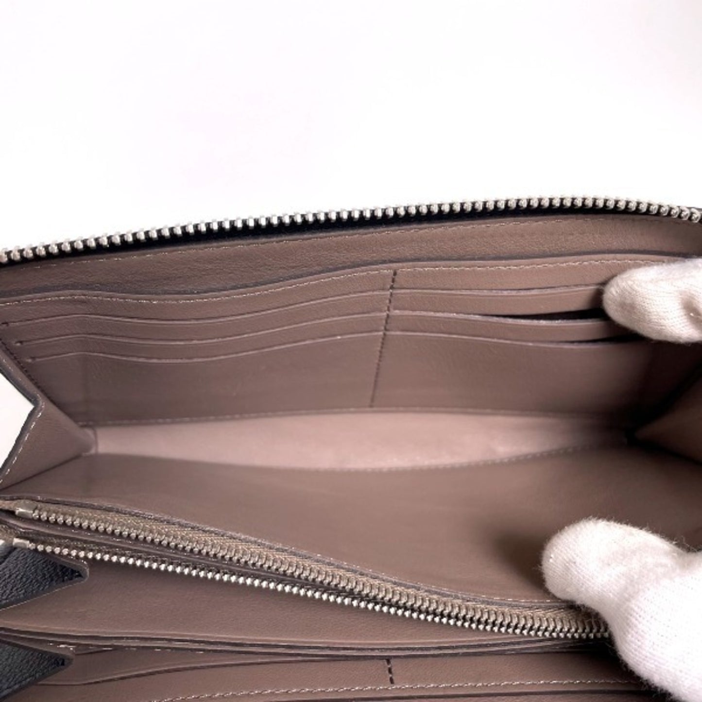 Louis Vuitton Black Leather Comete