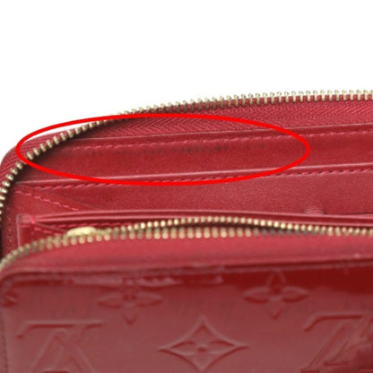 Louis Vuitton Red Patent Leather Zippy