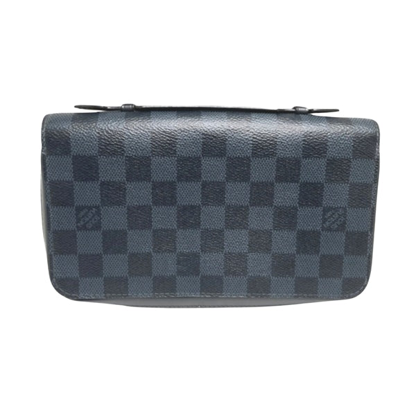 Louis Vuitton Red Patent Leather Zippy