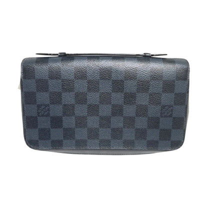 Louis Vuitton Red Patent Leather Zippy