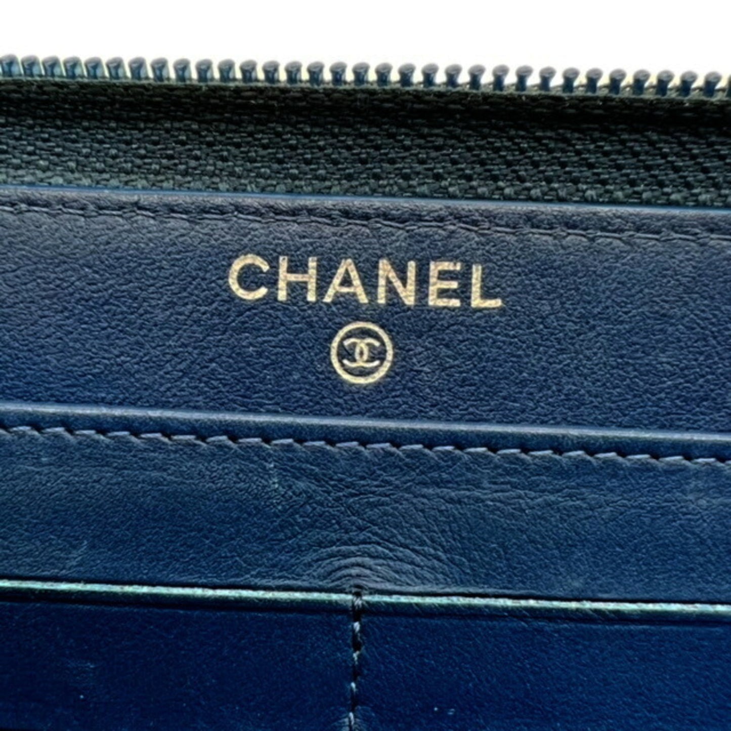 Chanel Blue Leather Long Portefeuille Zippé