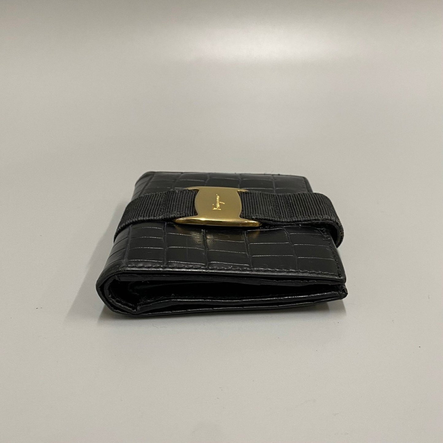 Salvatore Ferragamo Black Leather Vara
