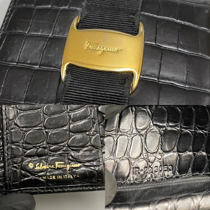 Salvatore Ferragamo Black Leather Vara