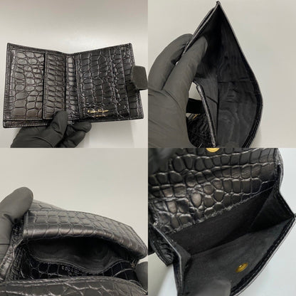 Salvatore Ferragamo Black Leather Vara