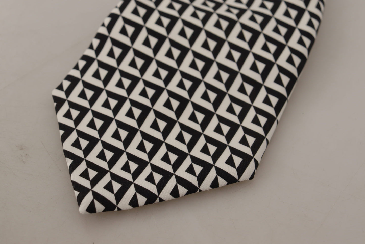 Dolce & Gabbana Elegant Silk Black Tie For The Dapper Gentleman