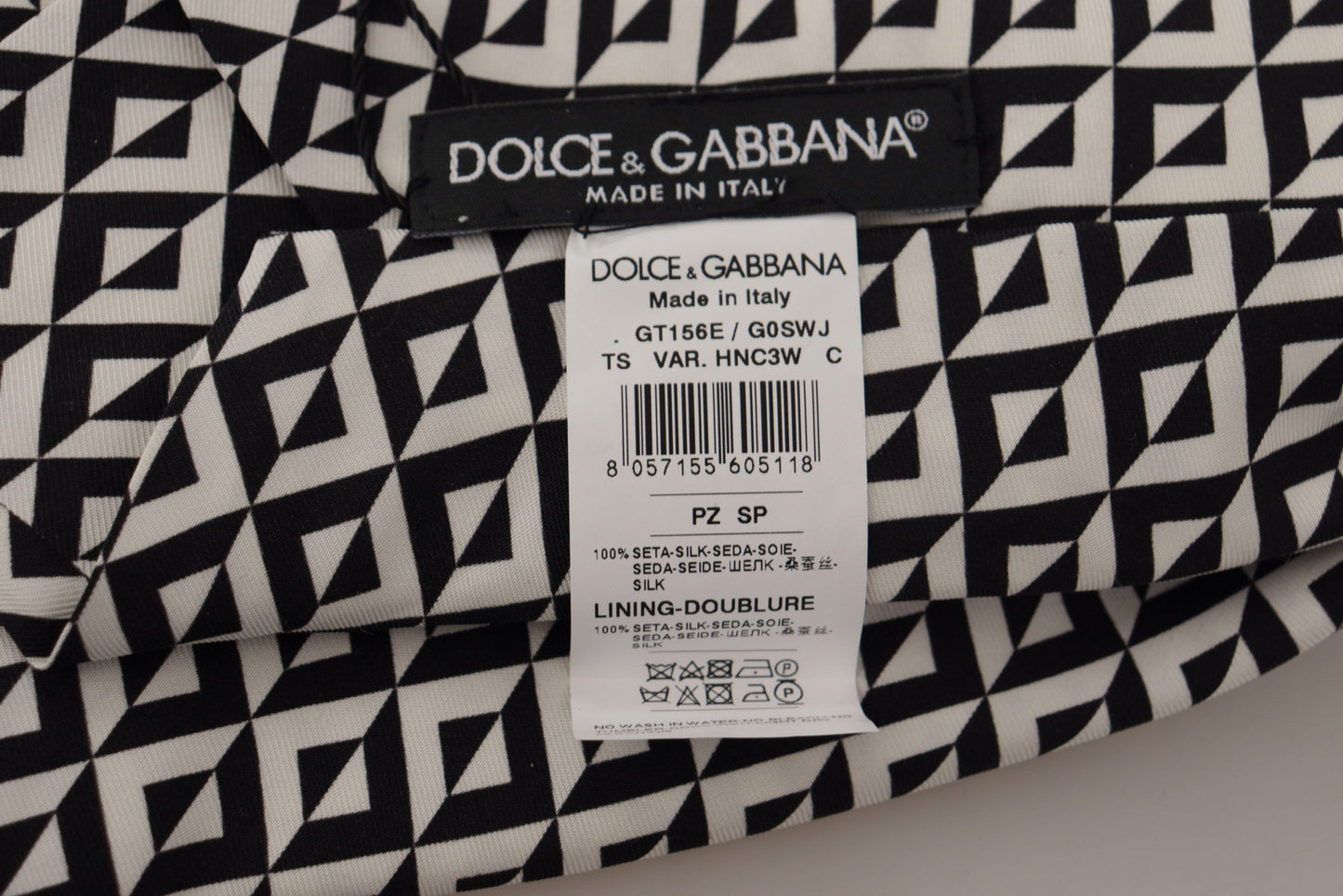 Dolce & Gabbana Elegant Silk Black Tie For The Dapper Gentleman