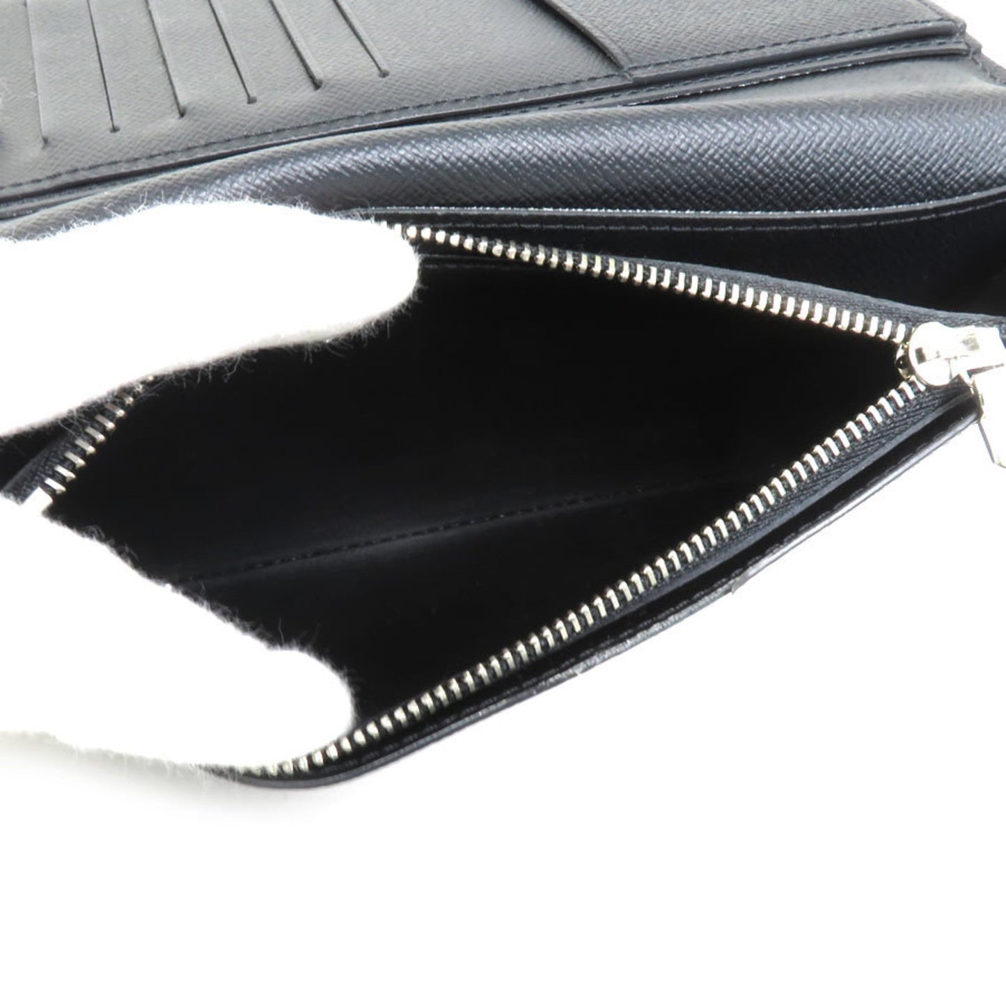 Louis Vuitton Black Leather Brazza