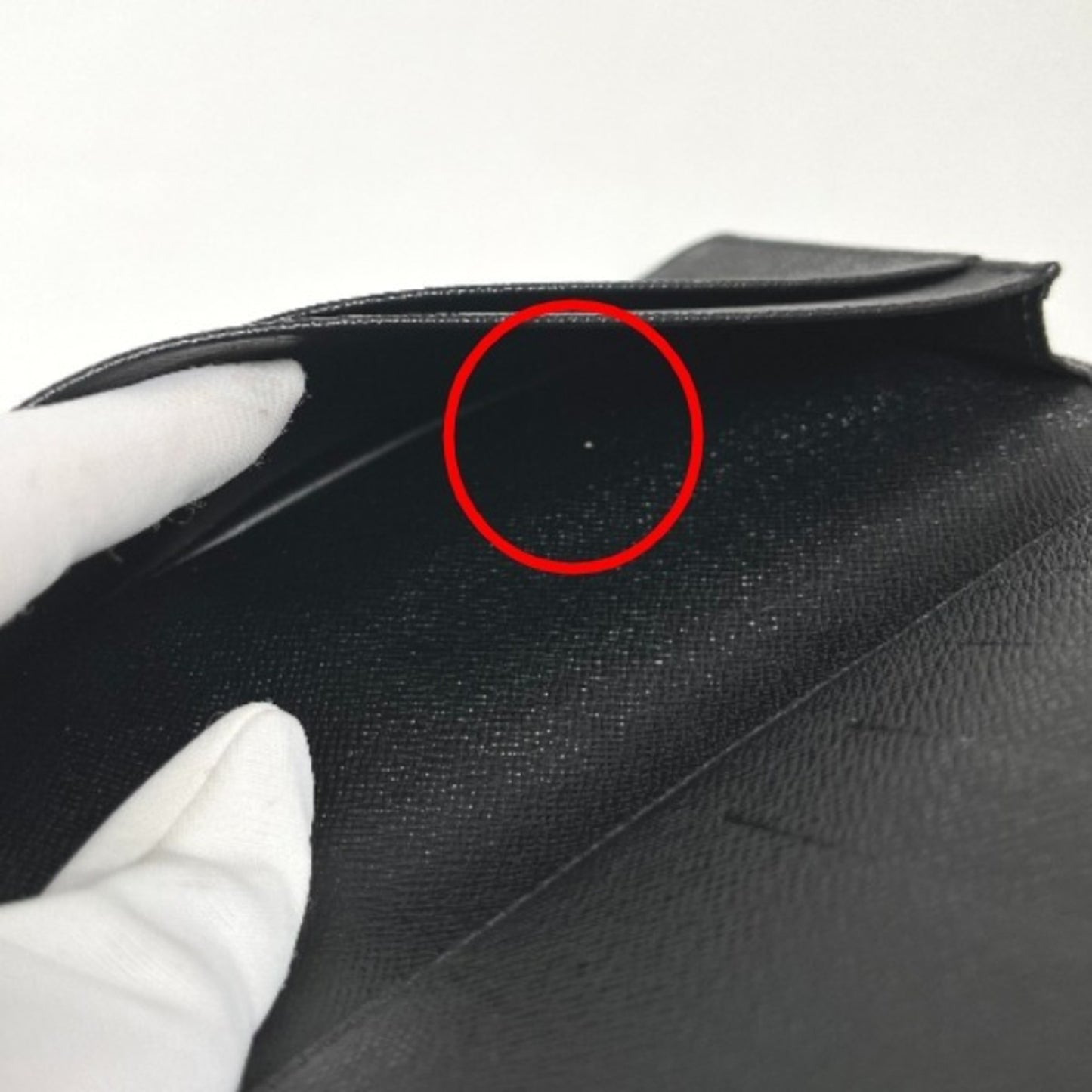 Louis Vuitton Black Leather Brazza