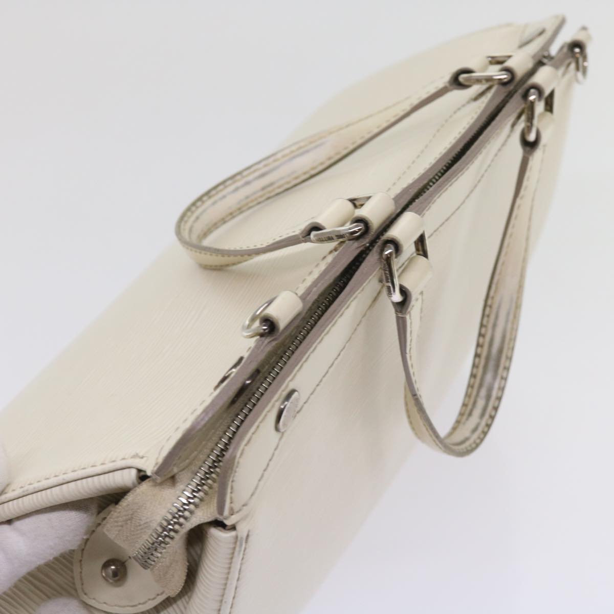 Louis Vuitton White Leather Blair