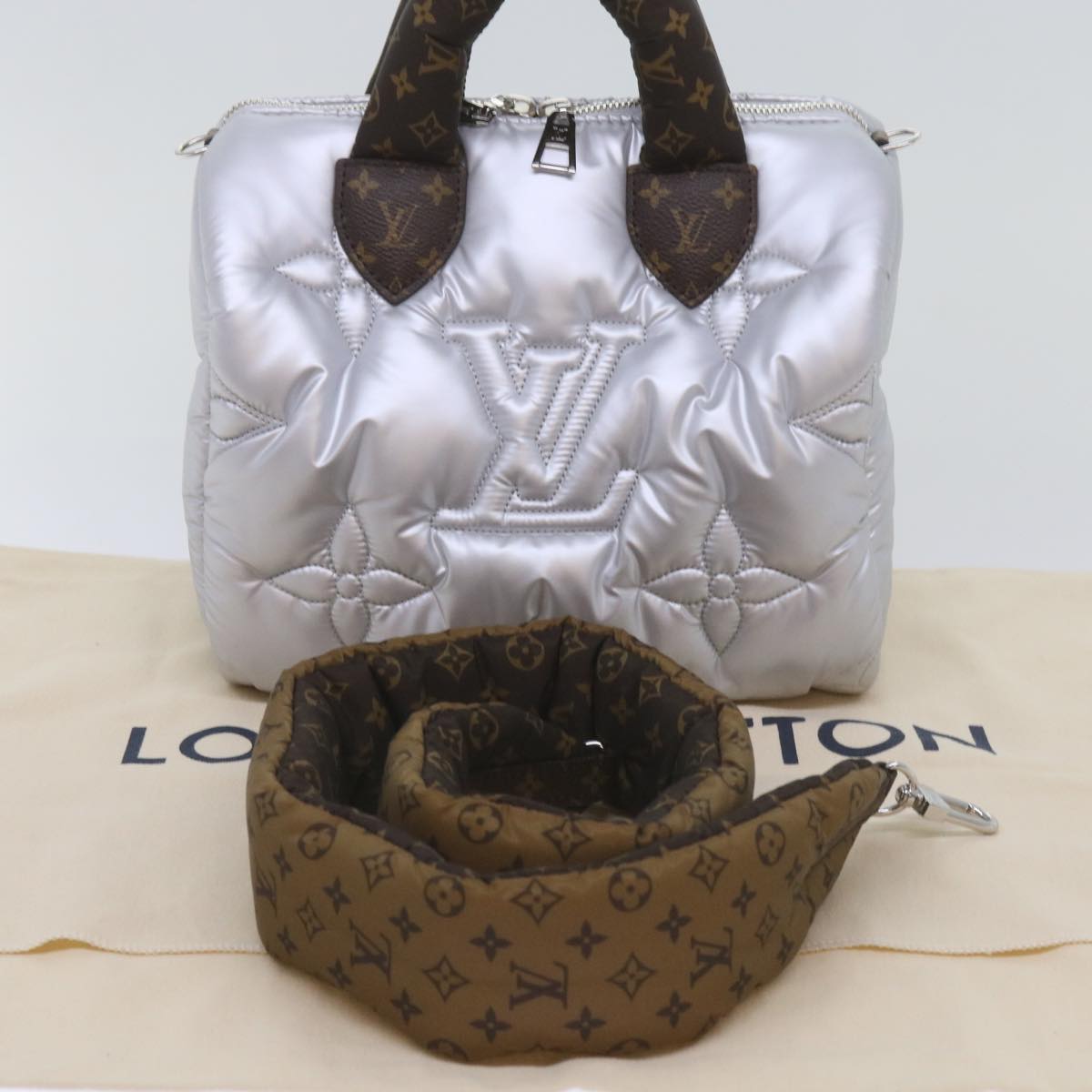 Louis Vuitton Silver Synthetic Speedy Bandoulière 25