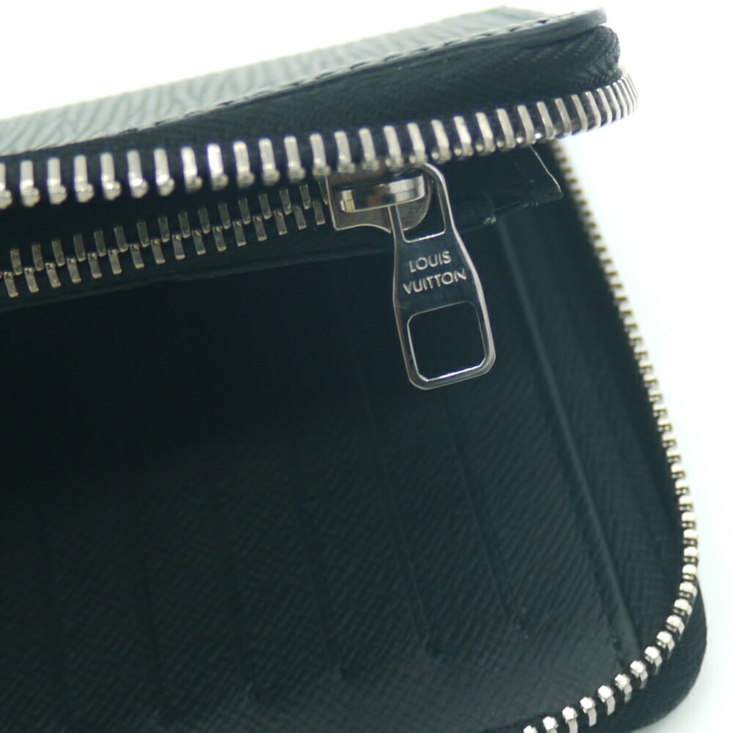 Louis Vuitton Green Leather Portefeuille Zippy