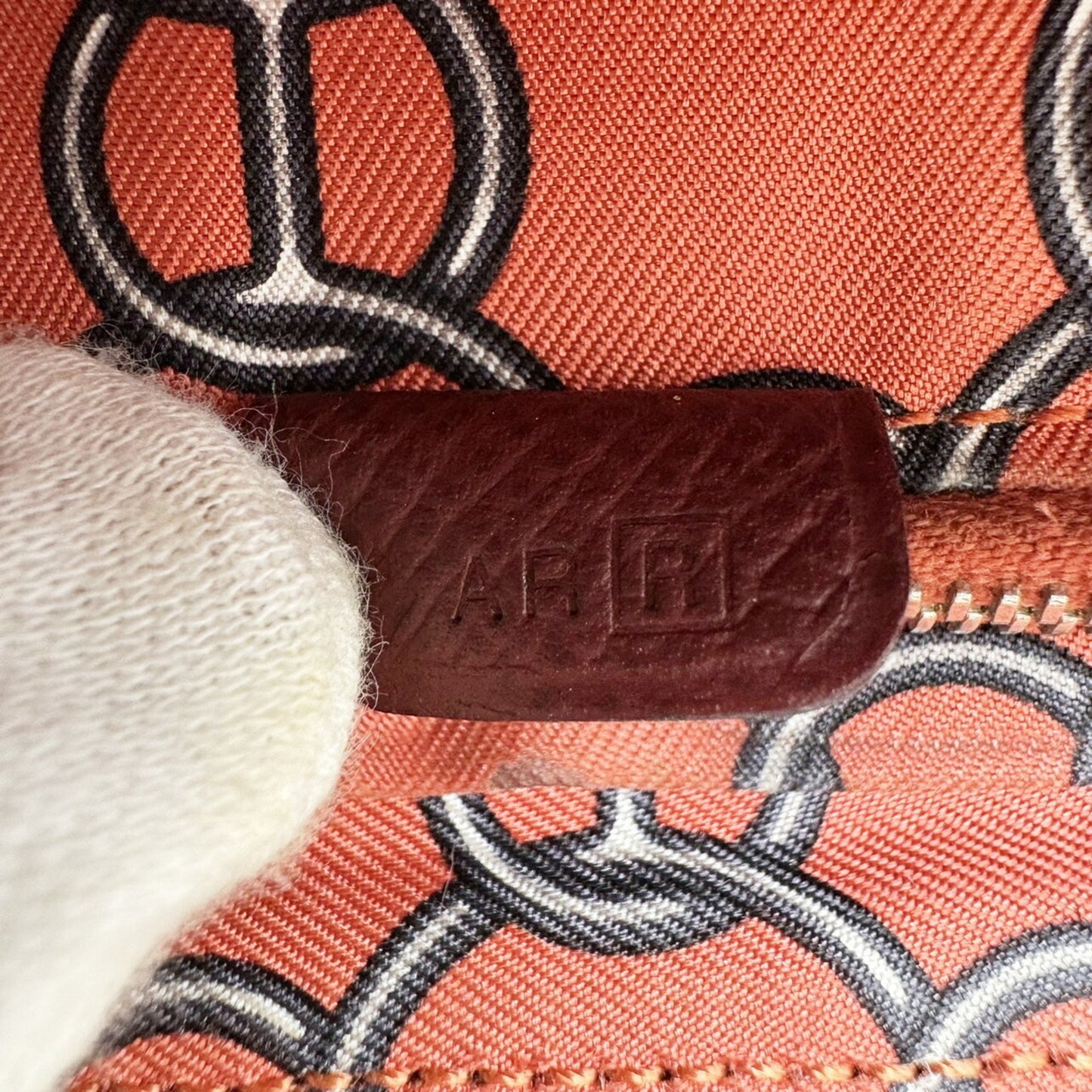 Hermès Red Leather Silk'in