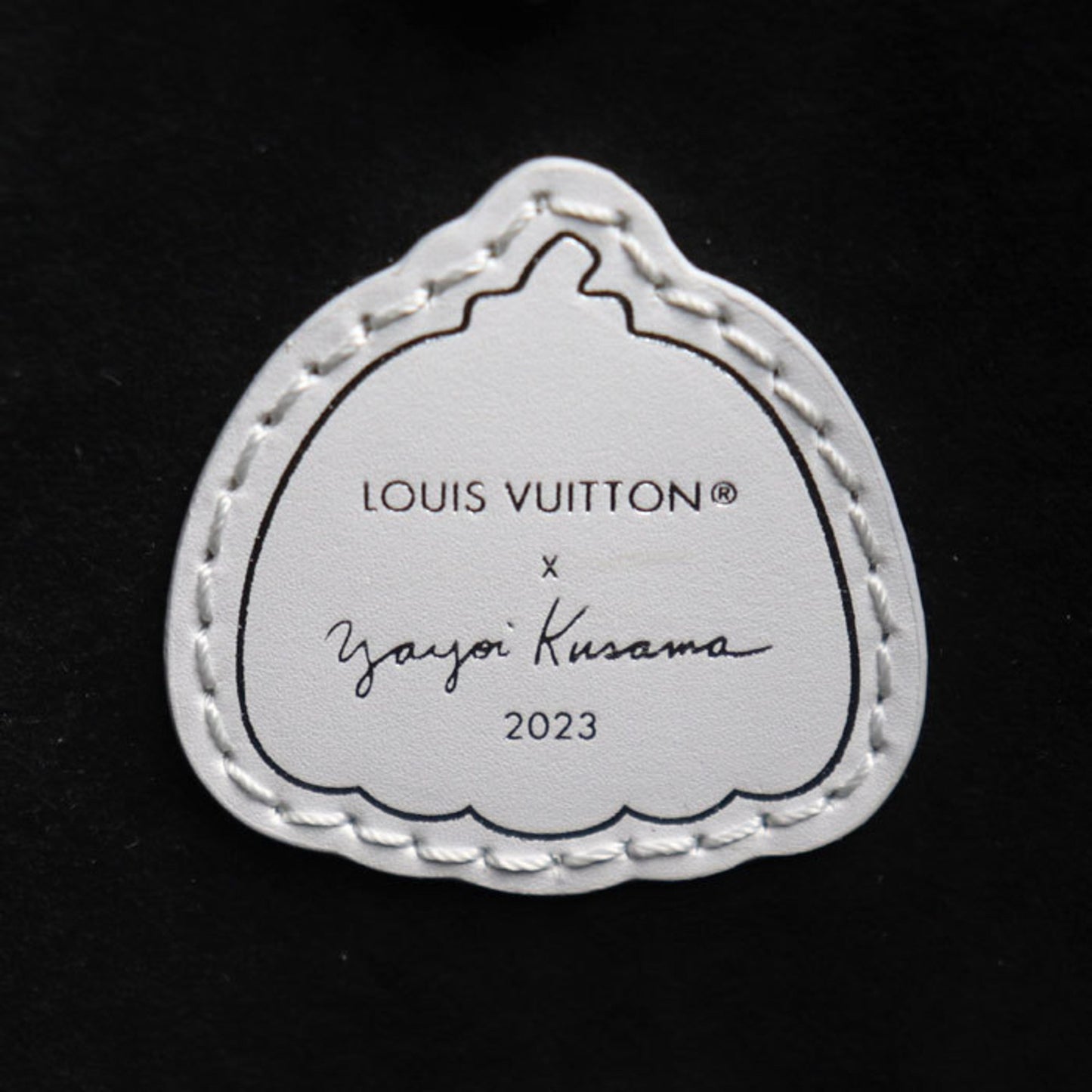 Louis Vuitton Black Leather On The Go