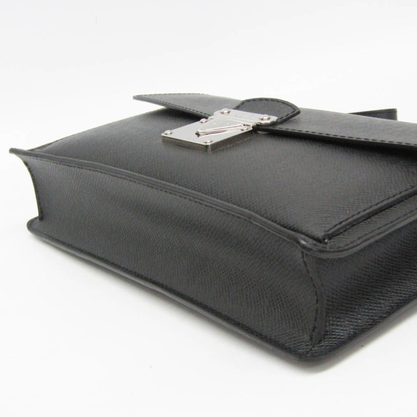 Louis Vuitton Black Leather Veraiya
