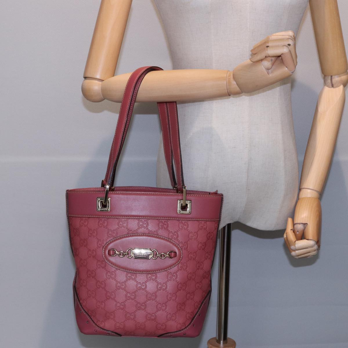 Gucci Pink Leather Gg Signature