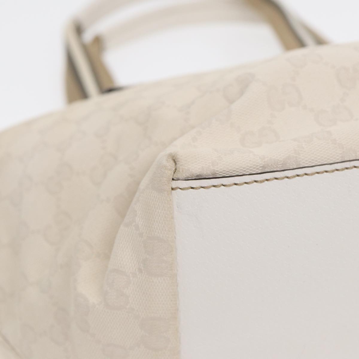 Gucci White Canvas Gg Canvas