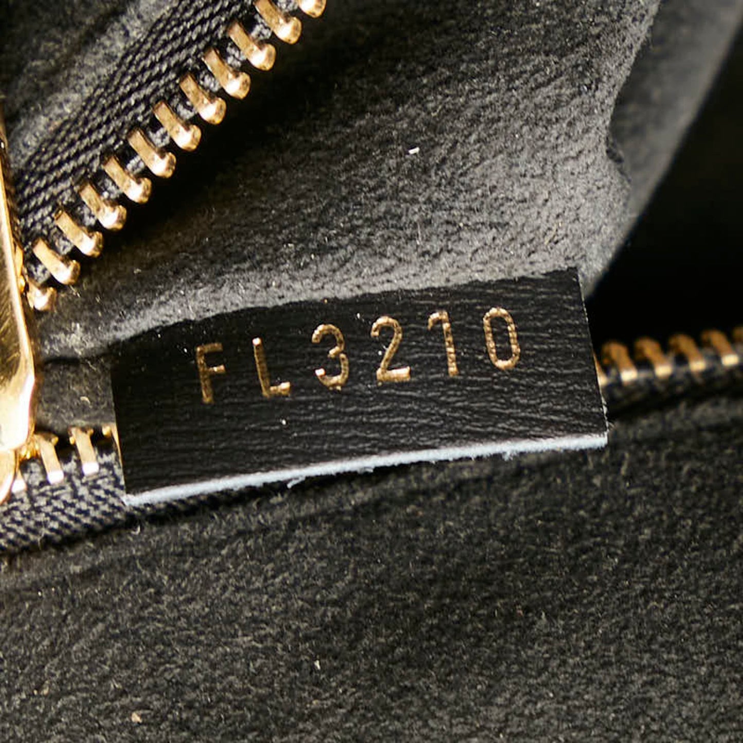 Louis Vuitton Black Canvas Onthego Gm