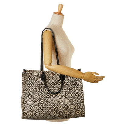 Louis Vuitton Black Canvas Onthego Gm