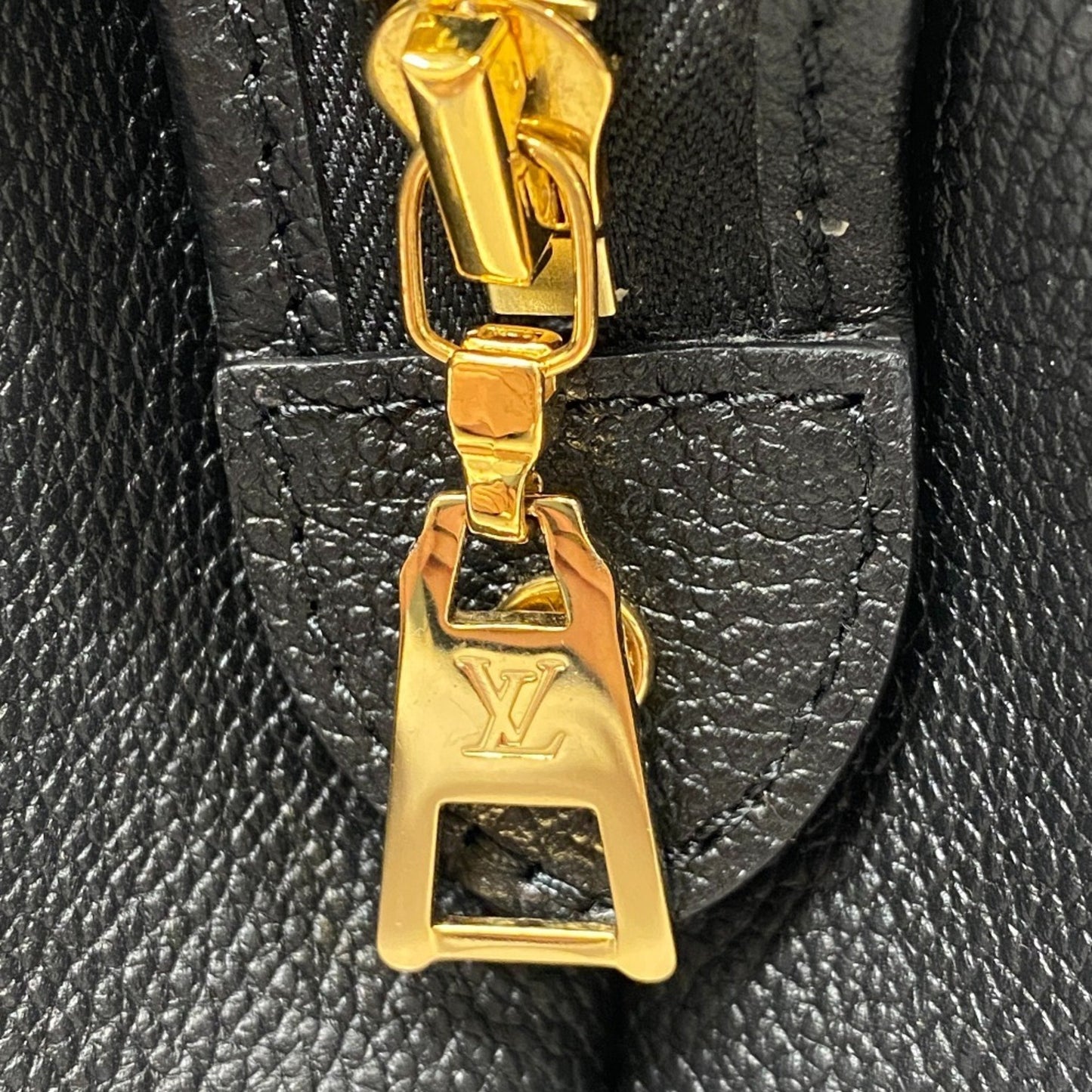 Louis Vuitton Black Leather Grand Palais