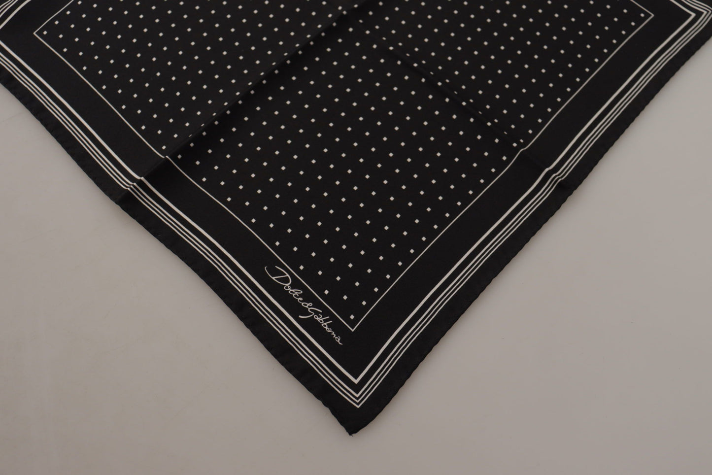 Dolce & Gabbana Elegant Black Silk Polka Dot Men'S Scarf