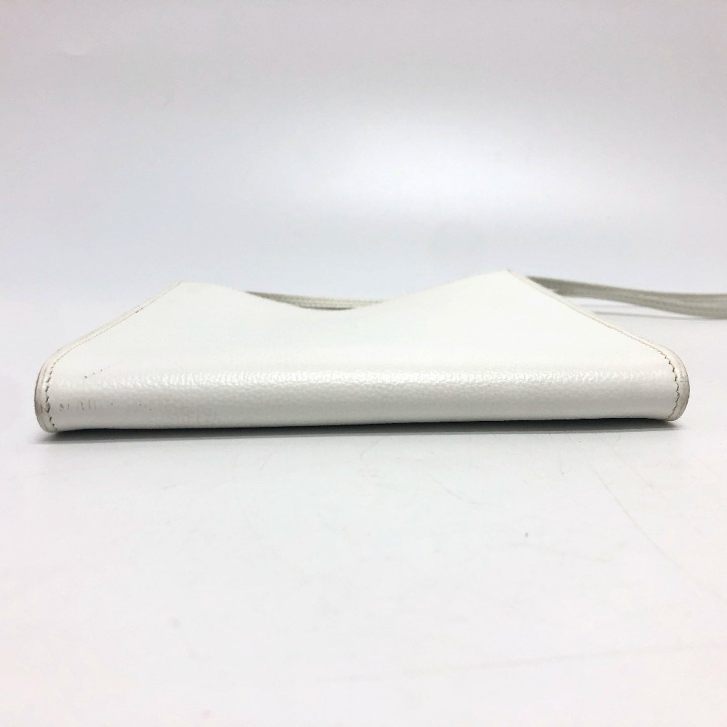 Hermès White Leather Onimetou