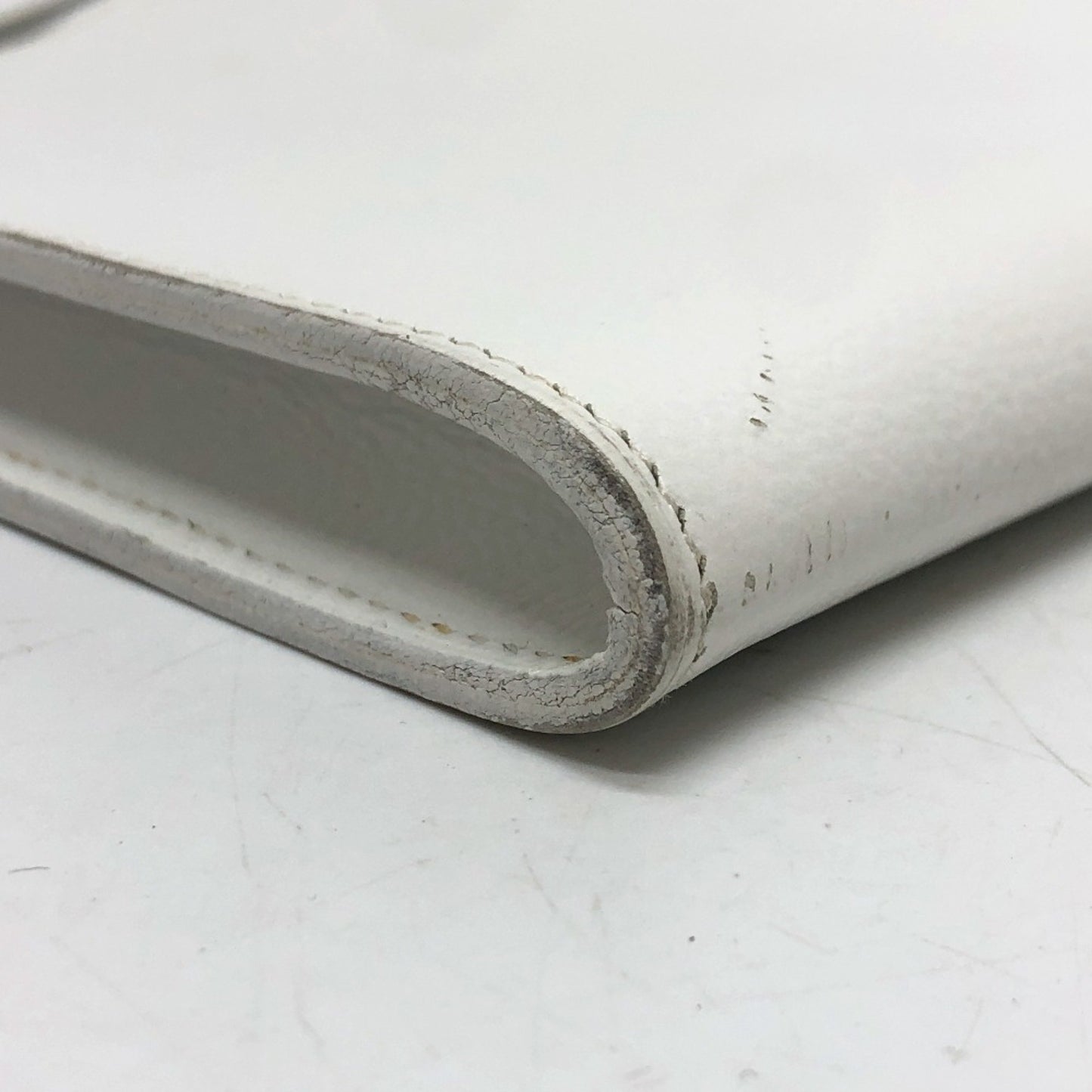 Hermès White Leather Onimetou