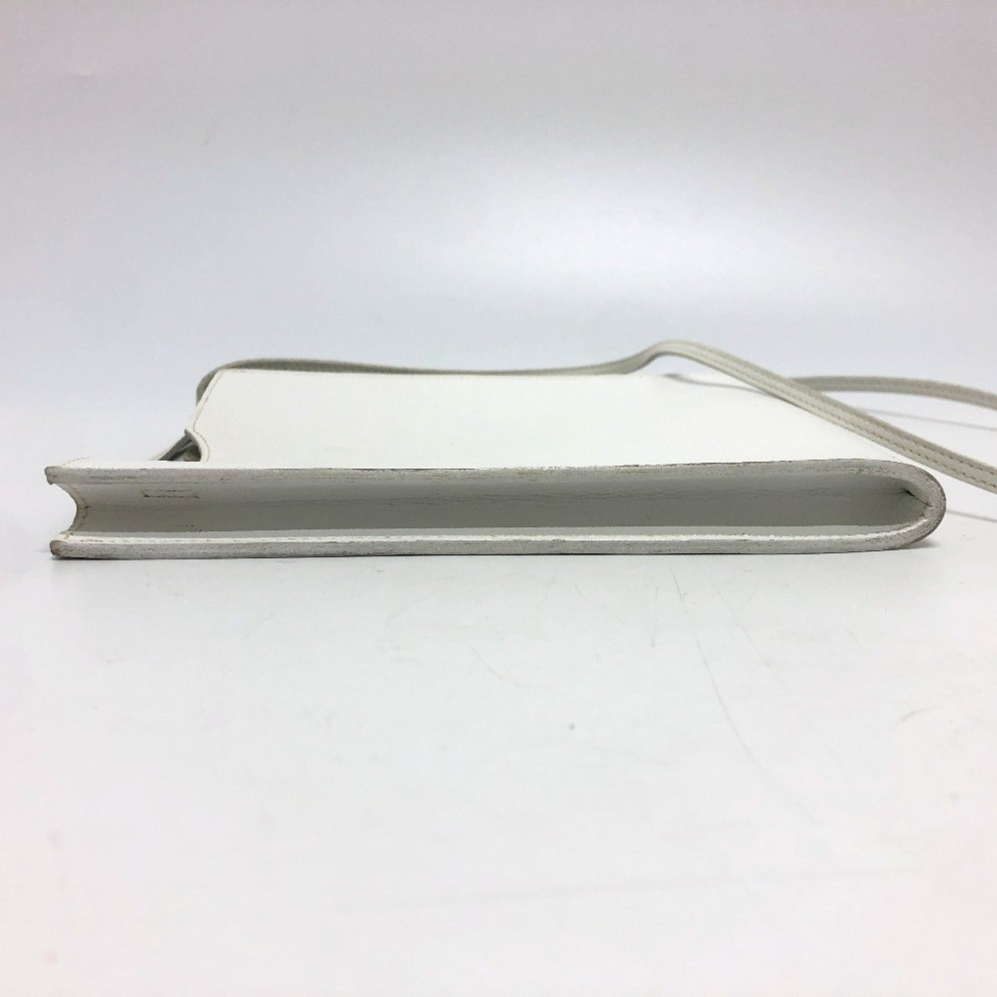 Hermès White Leather Onimetou
