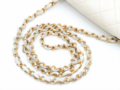 Chanel White Leather Timeless/classique